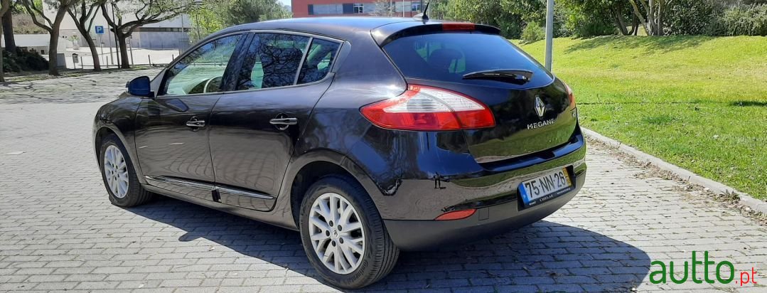 2013' Renault Megane photo #4