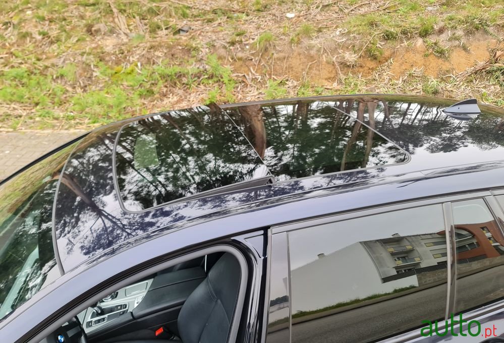 2015' BMW 520 D Pack M Auto photo #6