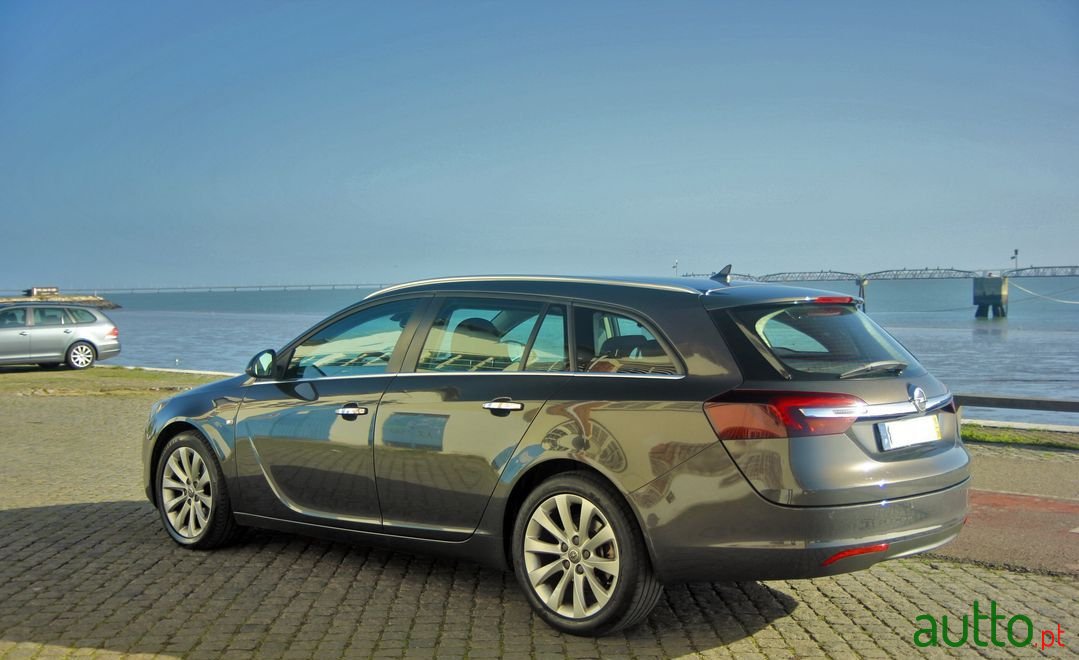 2016' Opel Insignia Sports Tourer photo #6