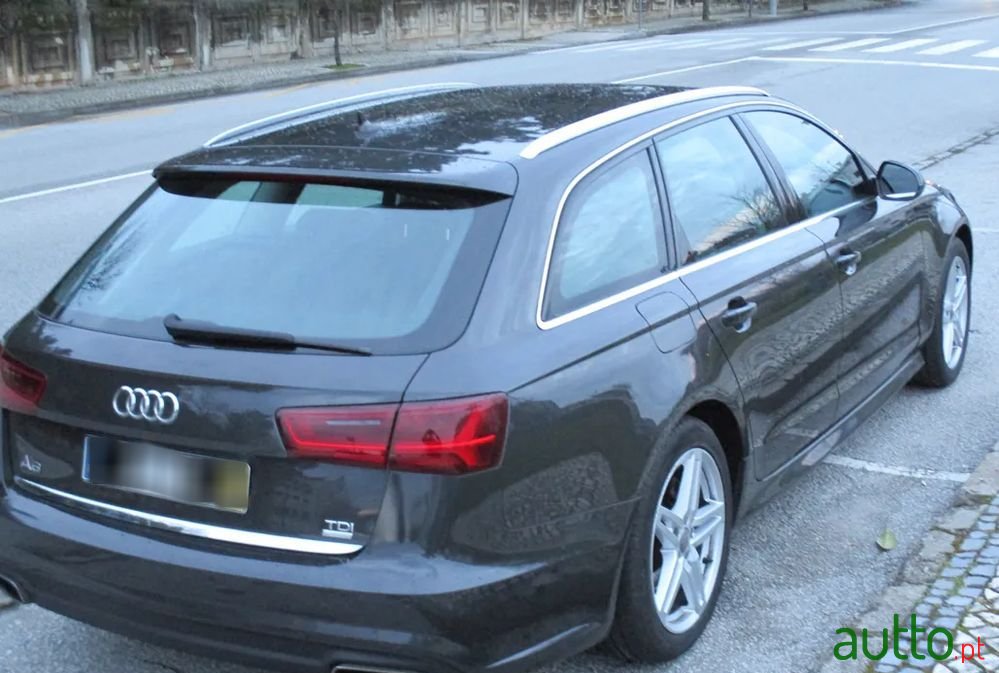 2016' Audi A6 Avant photo #6