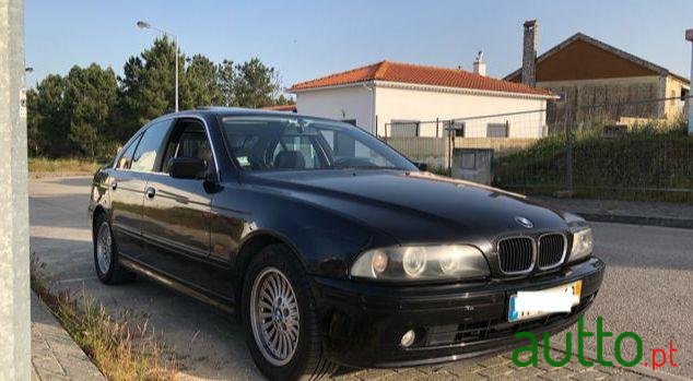 2001' BMW 520 520D photo #1