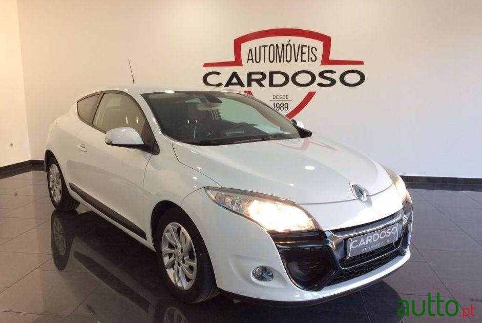 2012' Renault Megane Coupe 1.5 Dci Dynamique photo #2