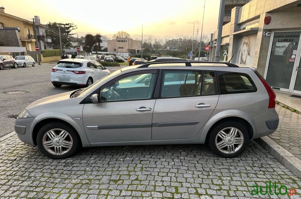 2004' Renault Megane Break photo #3