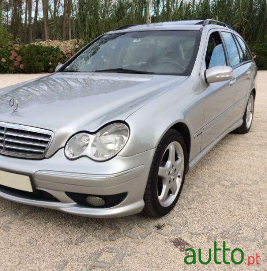 2002' Mercedes-Benz C-270 photo #3