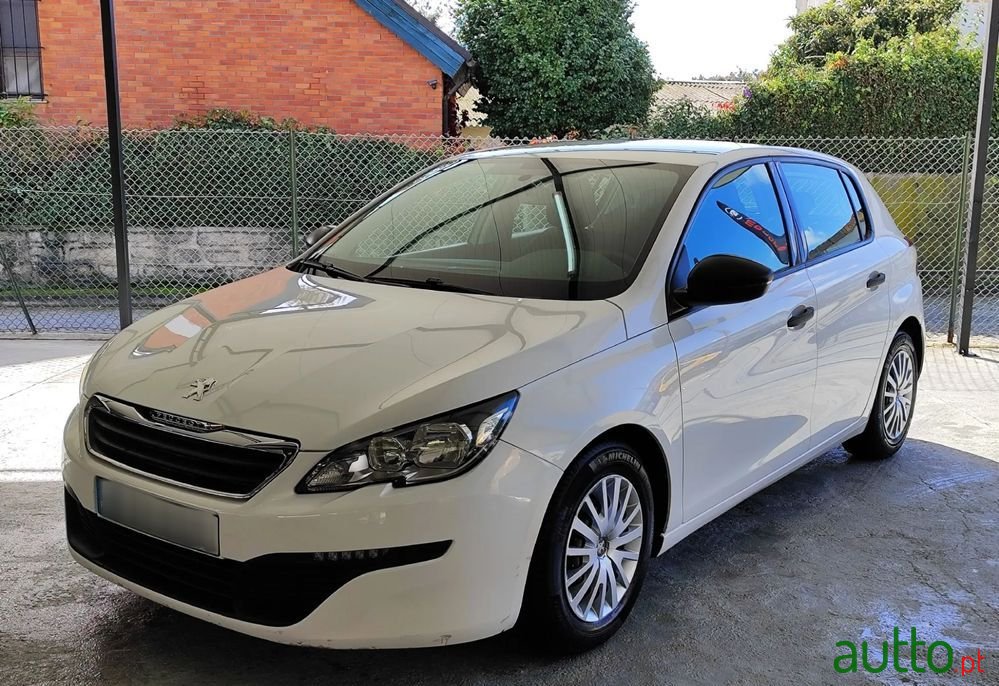 2017' Peugeot 308 1.6 Bluehdi Access photo #1