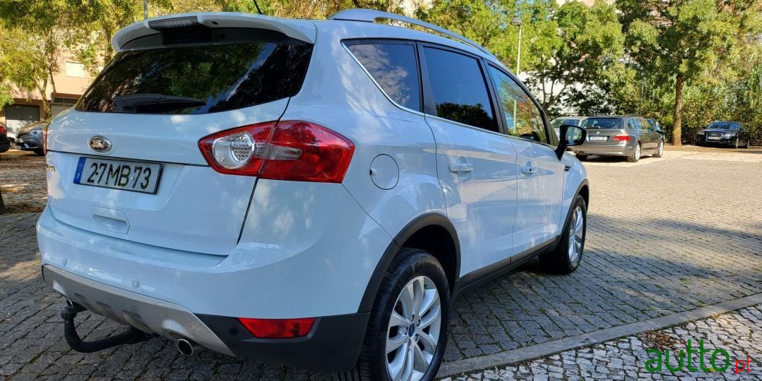 2011' Ford Kuga photo #5