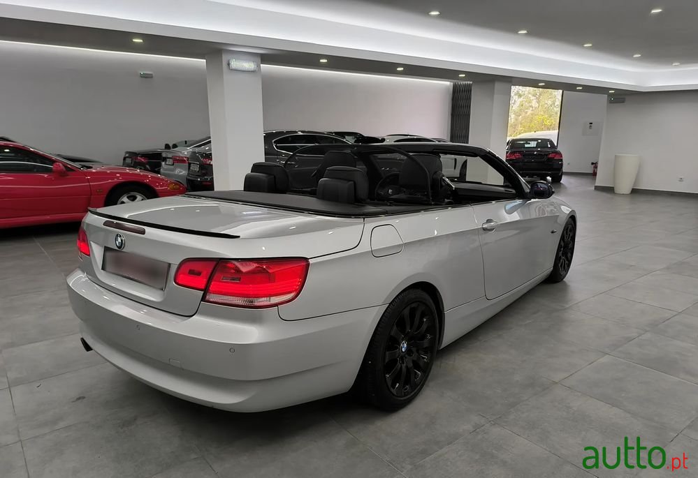 2008' BMW Série 3 I Cabrio photo #5
