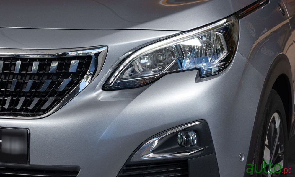 2018' Peugeot 3008 Eat6 photo #6