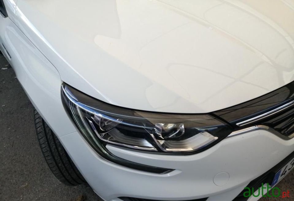 2019' Renault Megane photo #3