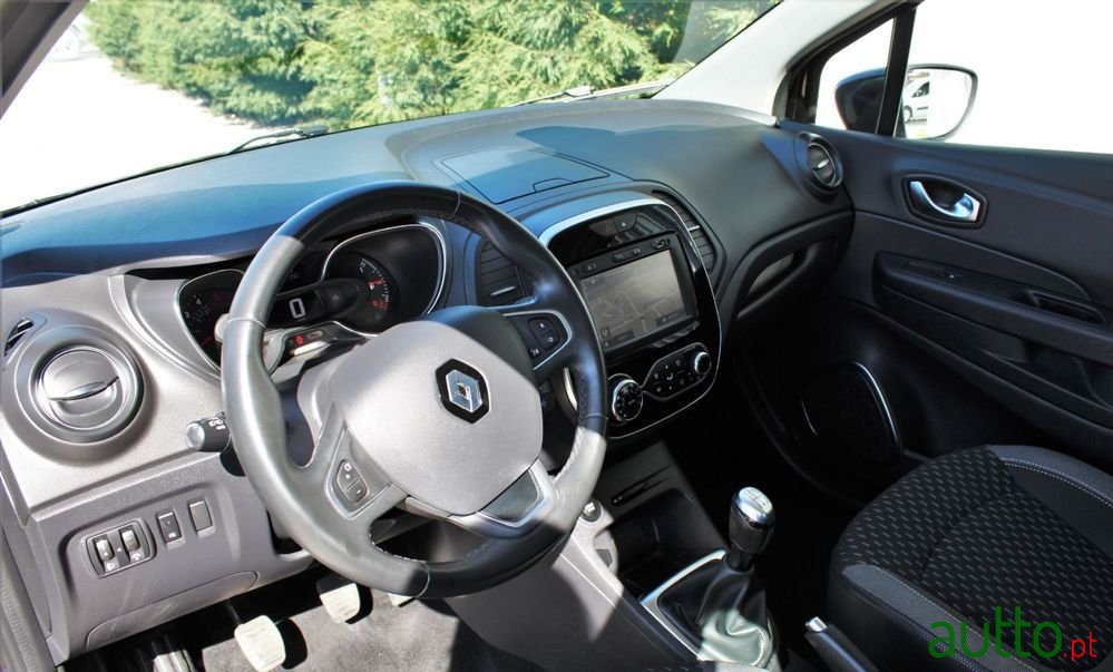 2018' Renault Captur 1.5 Dci Exclusive photo #6
