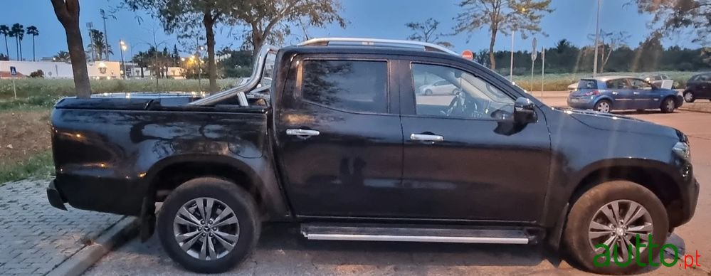 2018' Mercedes-Benz X 250 photo #4