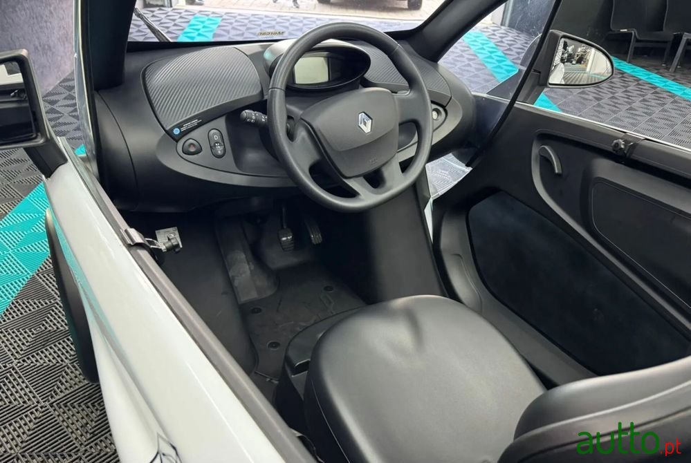 2020' Renault Twizy photo #6