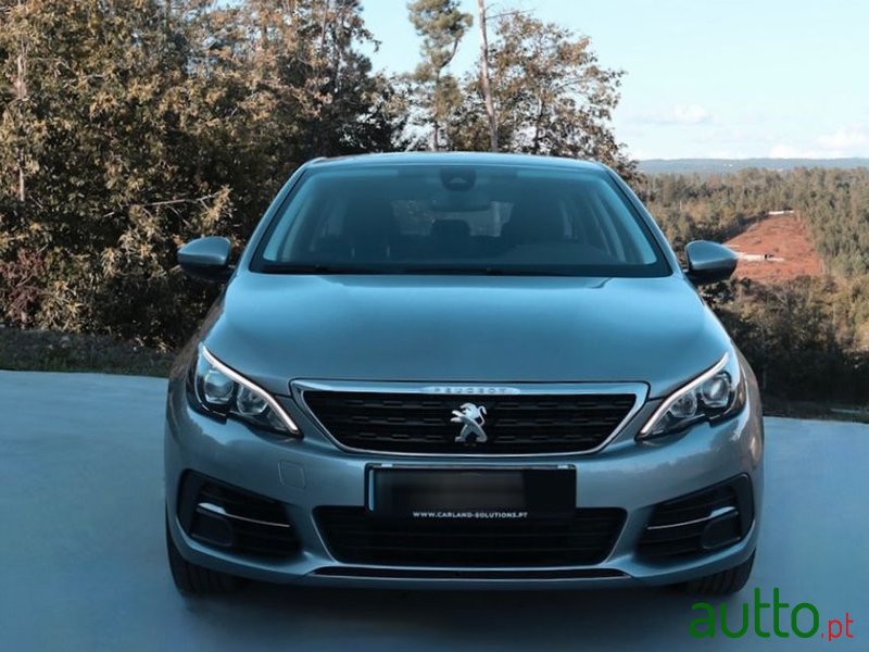 2018' Peugeot 308 Sw photo #1