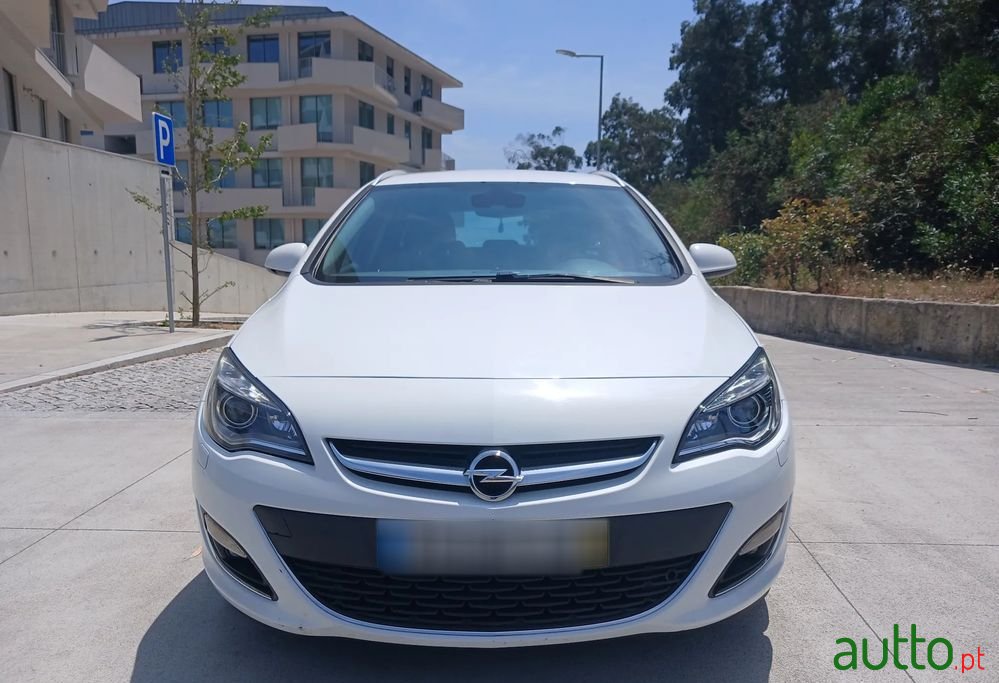 2016' Opel Astra Sports Tourer photo #2