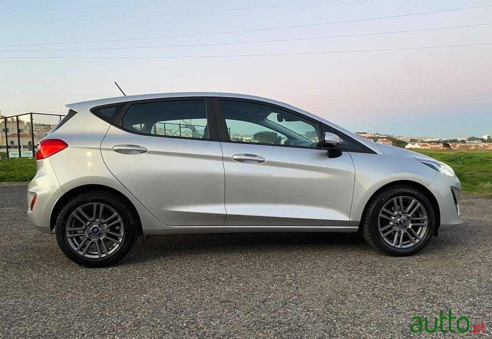 2020' Ford Fiesta 1.5 Tdci Connected photo #4