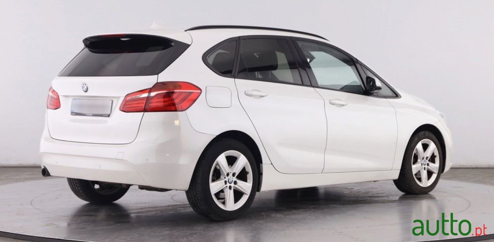 2015' BMW Série 2 D Advantage photo #6