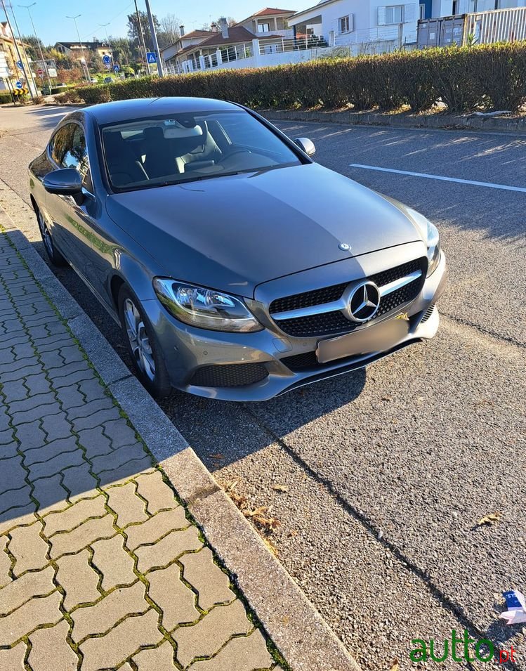 2016' Mercedes-Benz C 220 photo #3