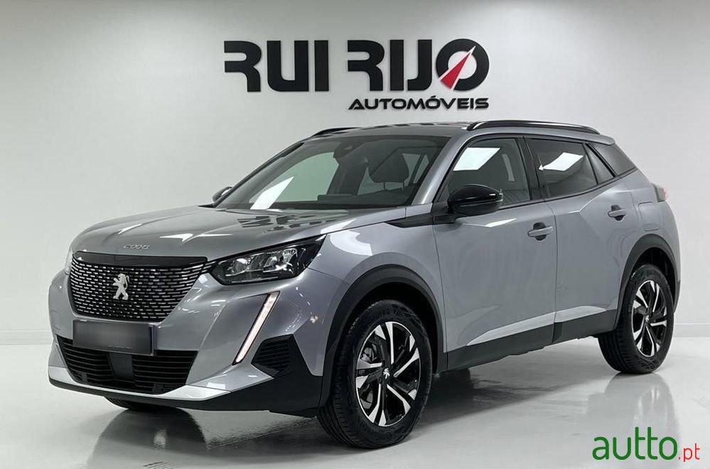 2022' Peugeot 2008 1.2 Puretech Allure photo #1
