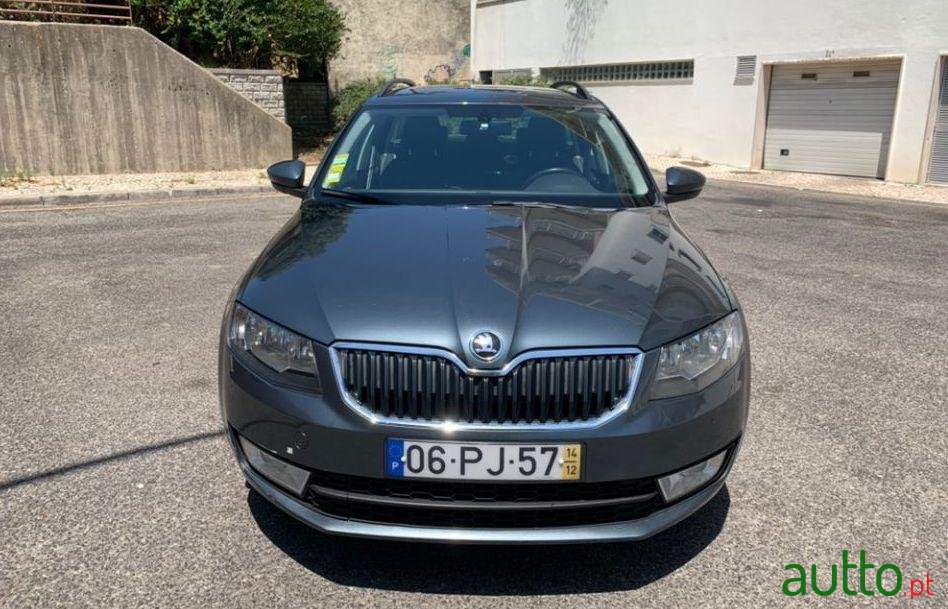 2014' Skoda Octavia Break photo #1