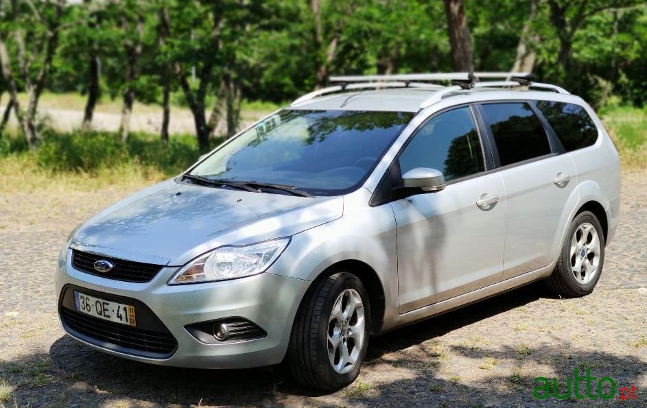 2011' Ford Focus Sw photo #6