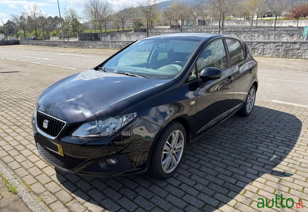 2010' SEAT Ibiza 1.2 12V Style photo #1