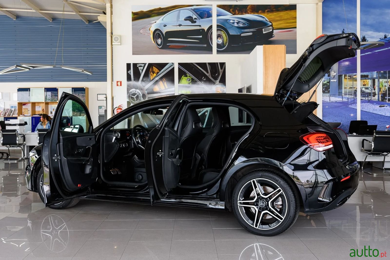 2020' Mercedes-Benz A-250 photo #4