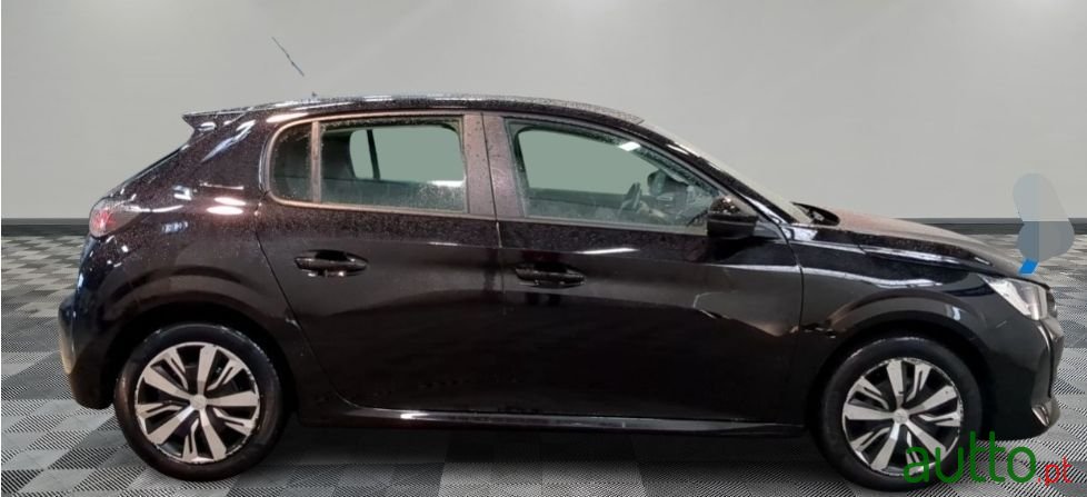 2020' Peugeot 208 photo #3
