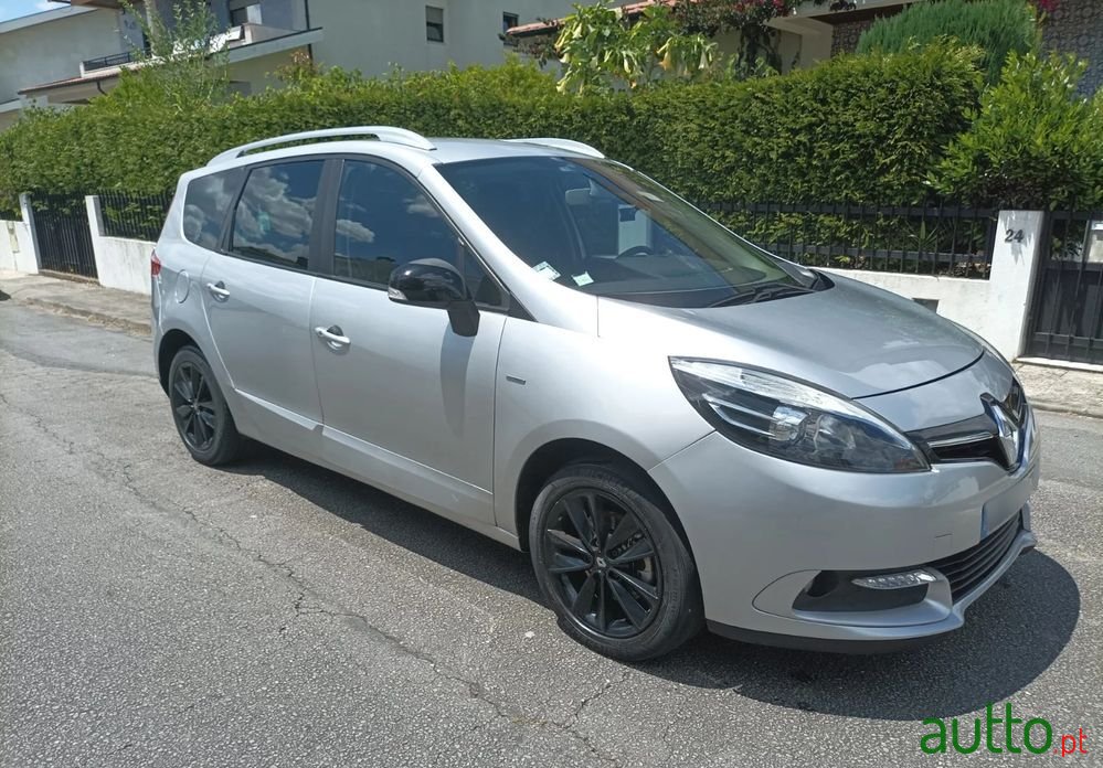 2016' Renault Grand Scenic photo #3