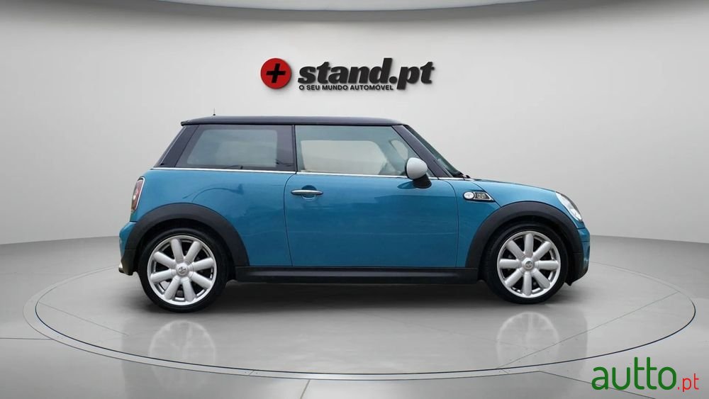 2009' MINI Cooper D photo #3