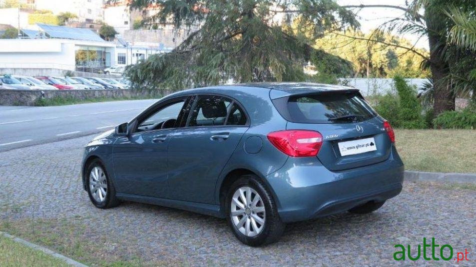 2013' Mercedes-Benz A-180 photo #2