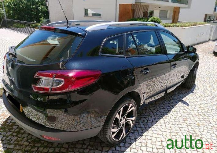 2015' Renault Megane Sport Tourer photo #4