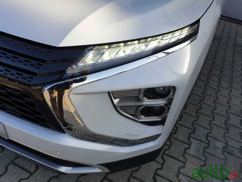 2021' Mitsubishi Eclipse Cross photo #4