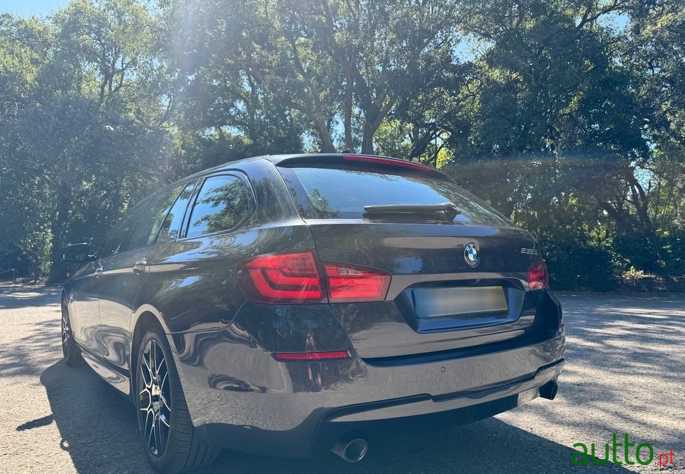 2010' BMW 535 D Auto photo #4