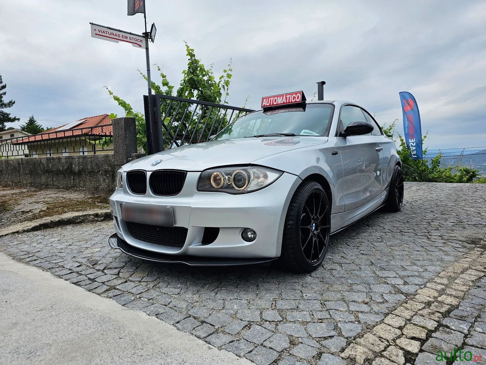 2008' BMW 120 photo #2