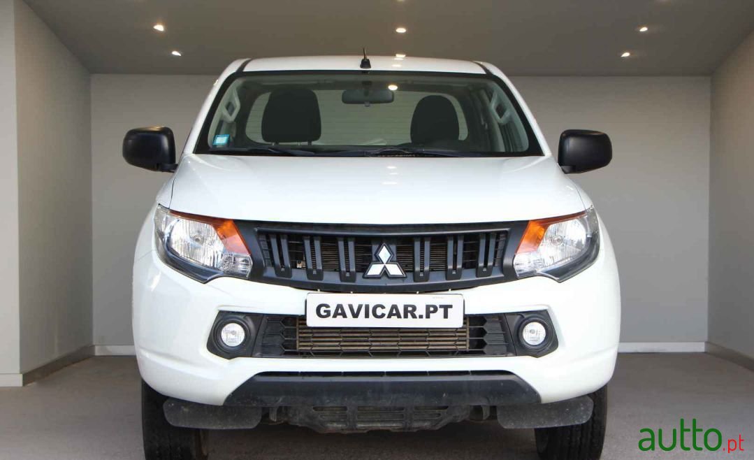 2019' Mitsubishi L200 photo #1