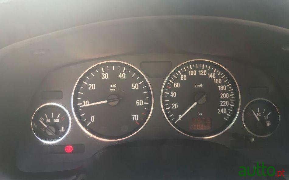 2002' Opel Astra G 1.6 16V photo #1