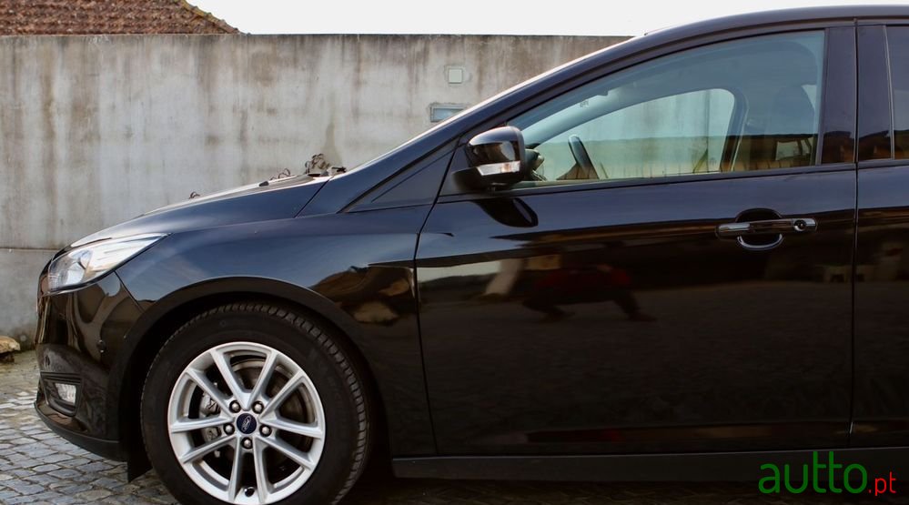 2018' Ford Focus photo #3