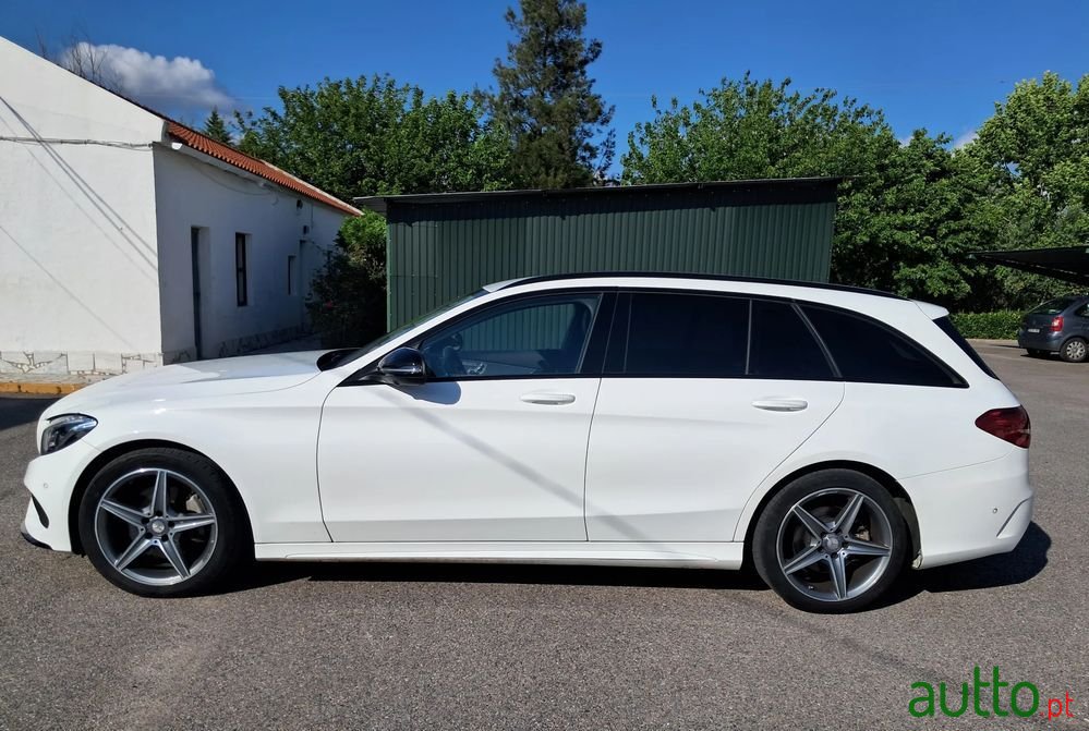 2015' Mercedes-Benz Classe C Bluetec photo #6