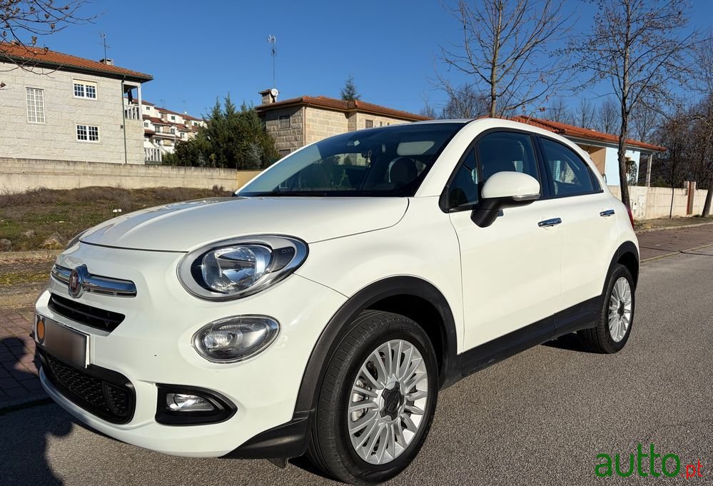 2017' Fiat 500X photo #2