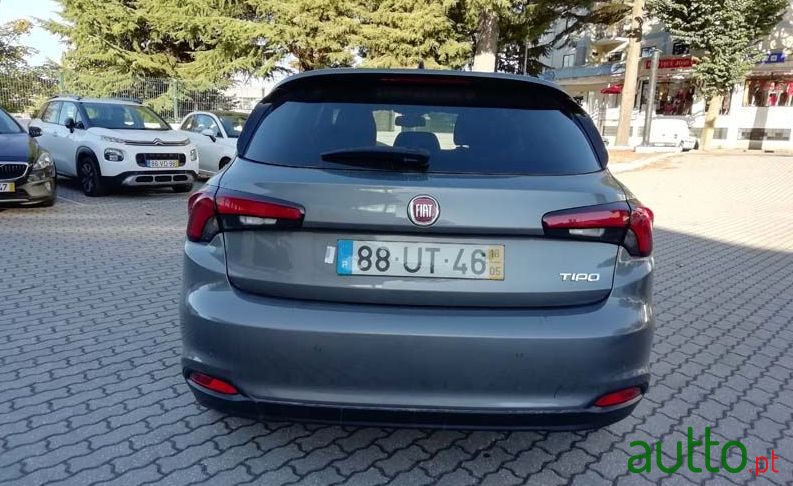 2018' Fiat Tipo photo #2