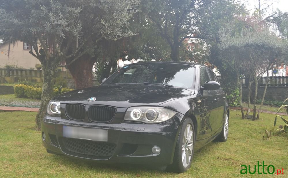 2008' BMW 118 D photo #1