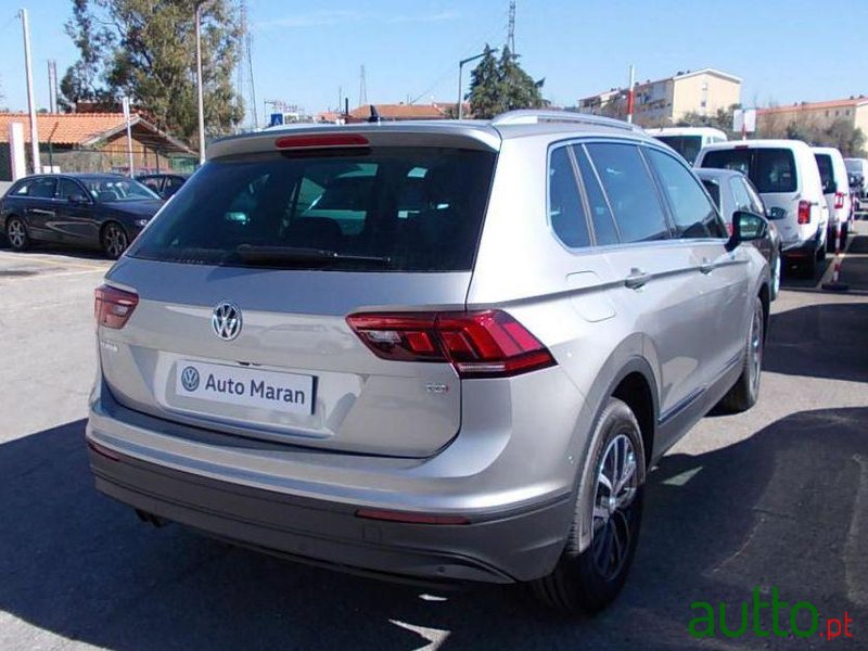 2017' Volkswagen Tiguan 1.6 Tdi Confortline photo #1