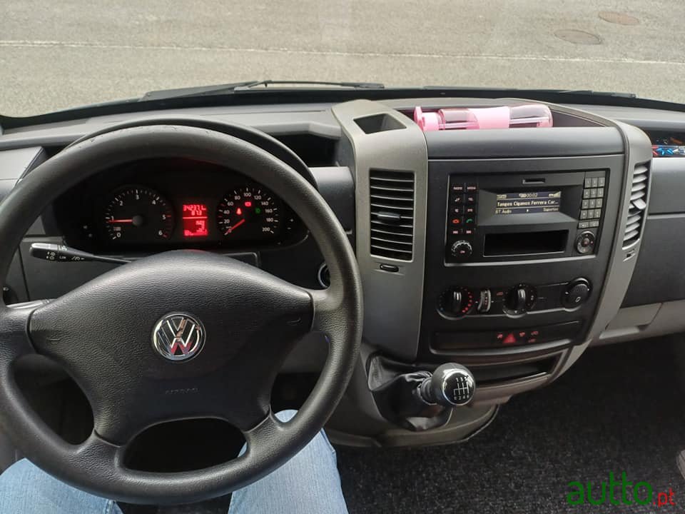 2015' Volkswagen Crafter photo #4