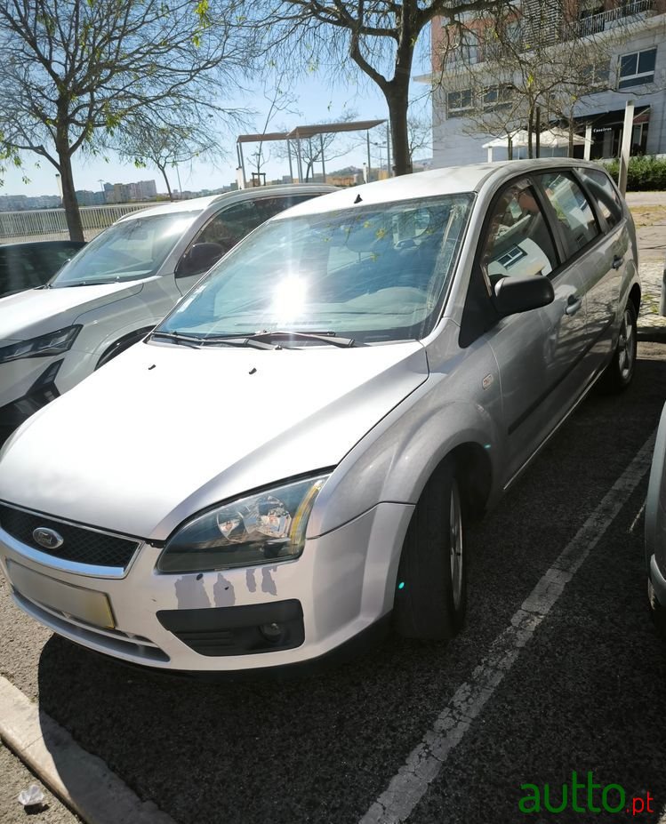 2007' Ford Focus Sw photo #4