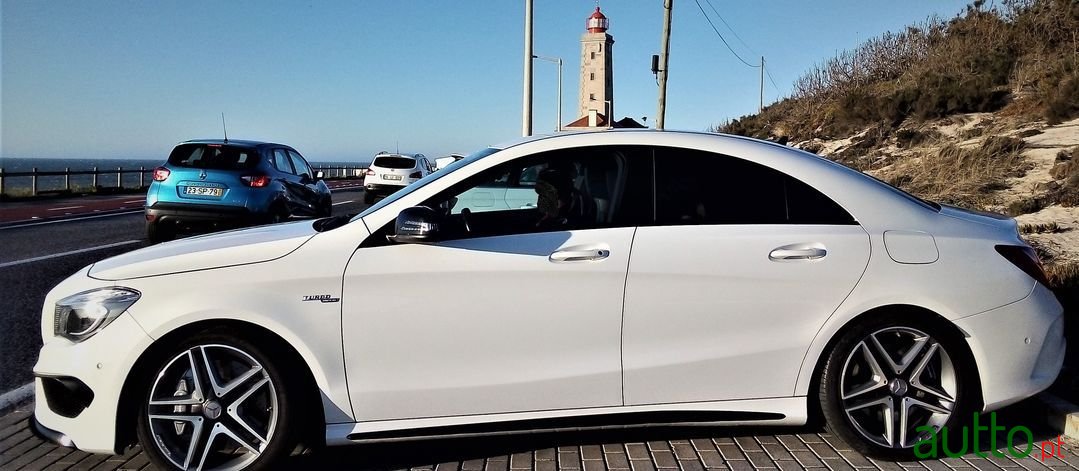 2015' Mercedes-Benz CLA 45 AMG photo #2