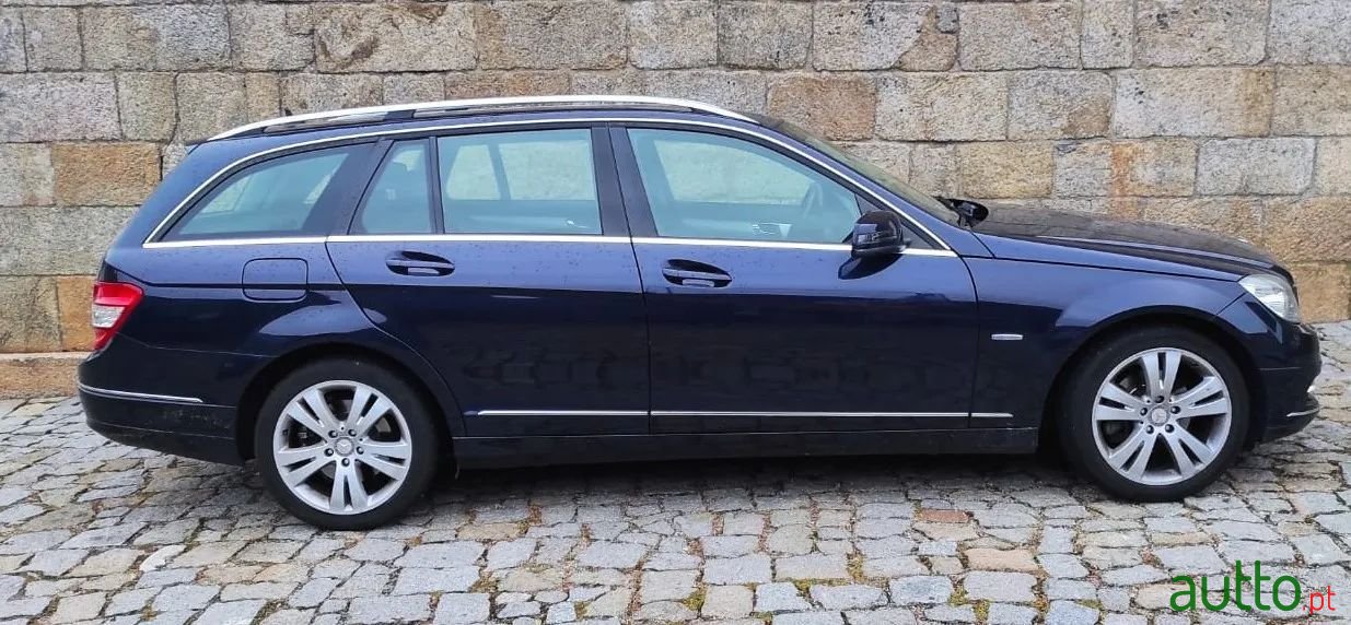 2010' Mercedes-Benz 250 photo #4