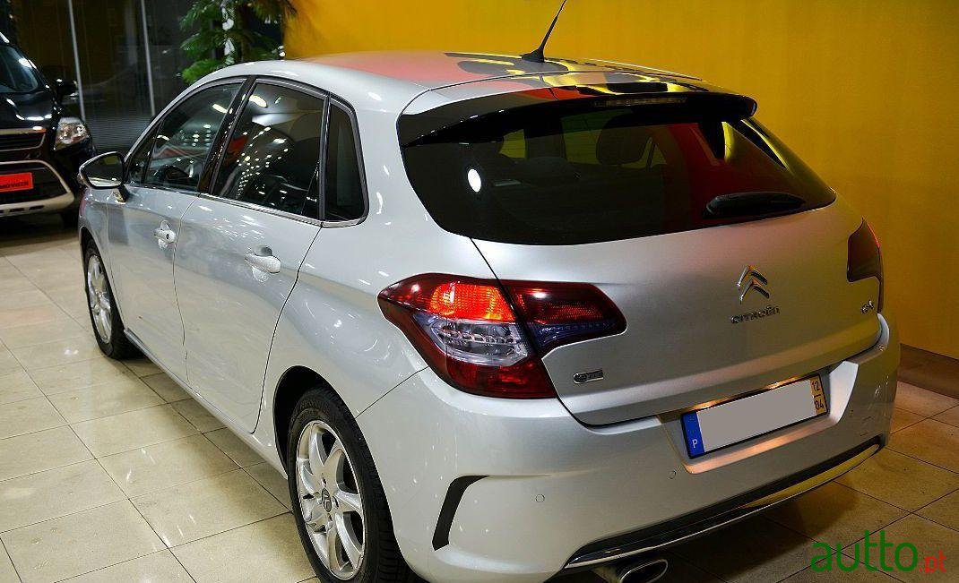 2013' Citroen C4 photo #2