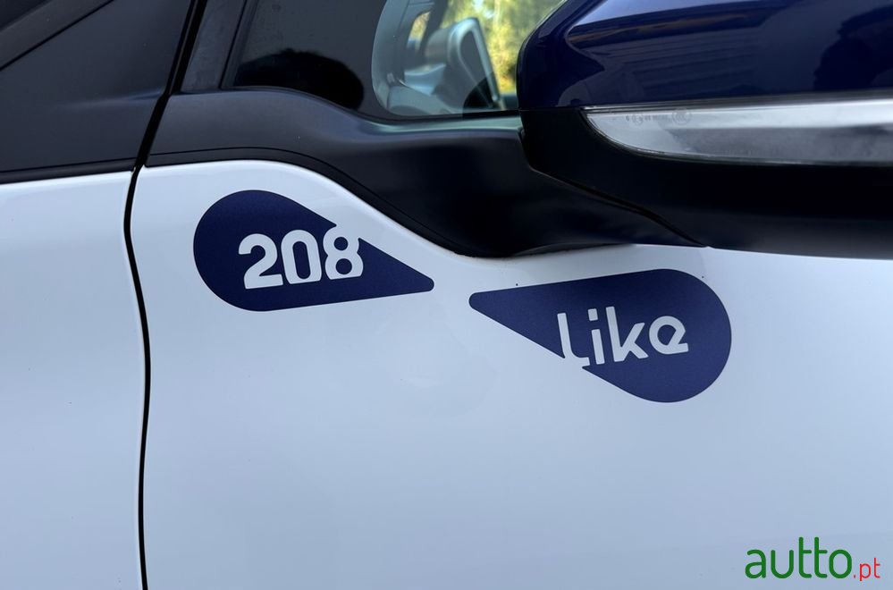 2019' Peugeot 208 Puretech 68 Like photo #5