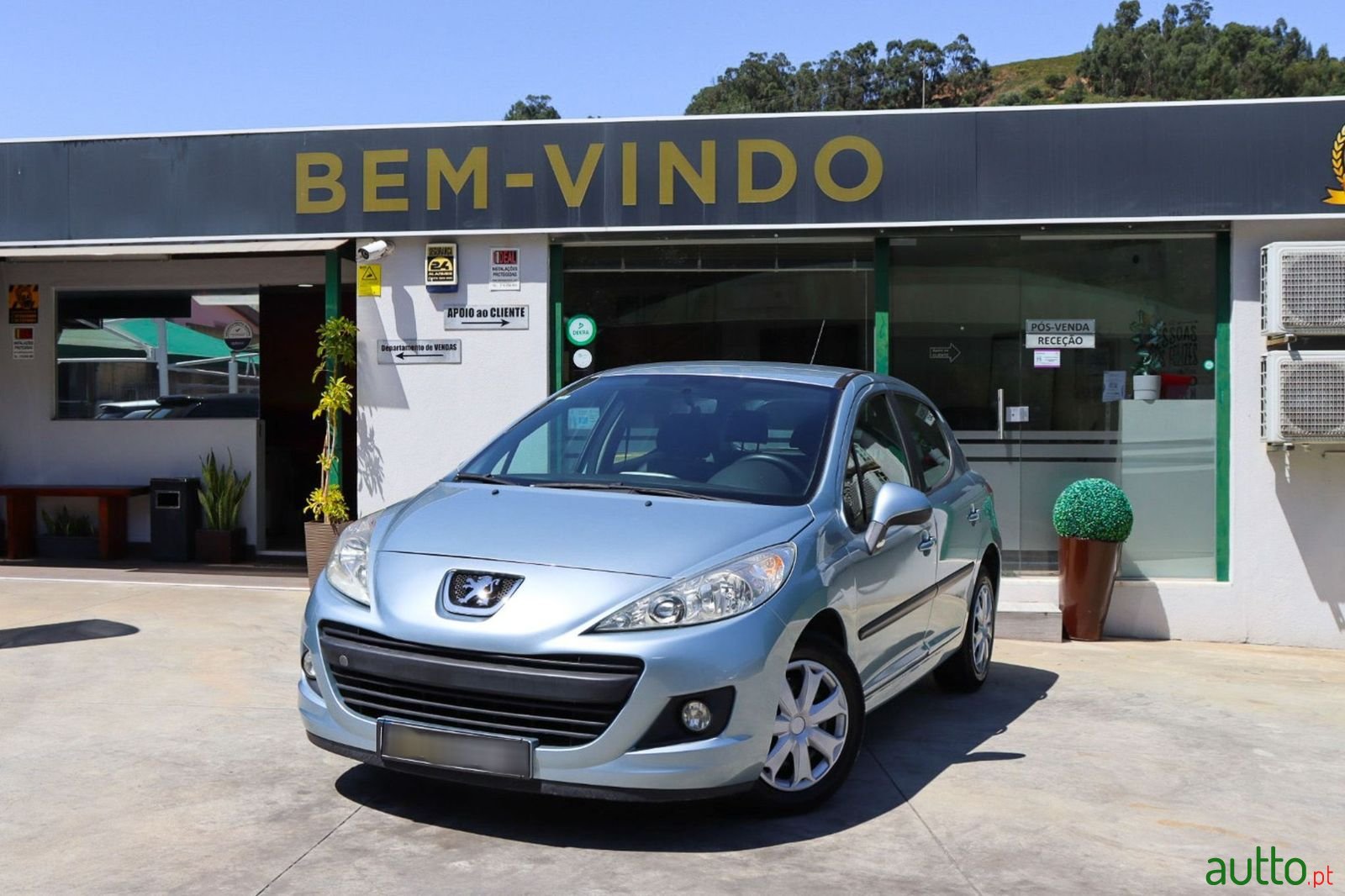 2009' Peugeot 207 photo #1