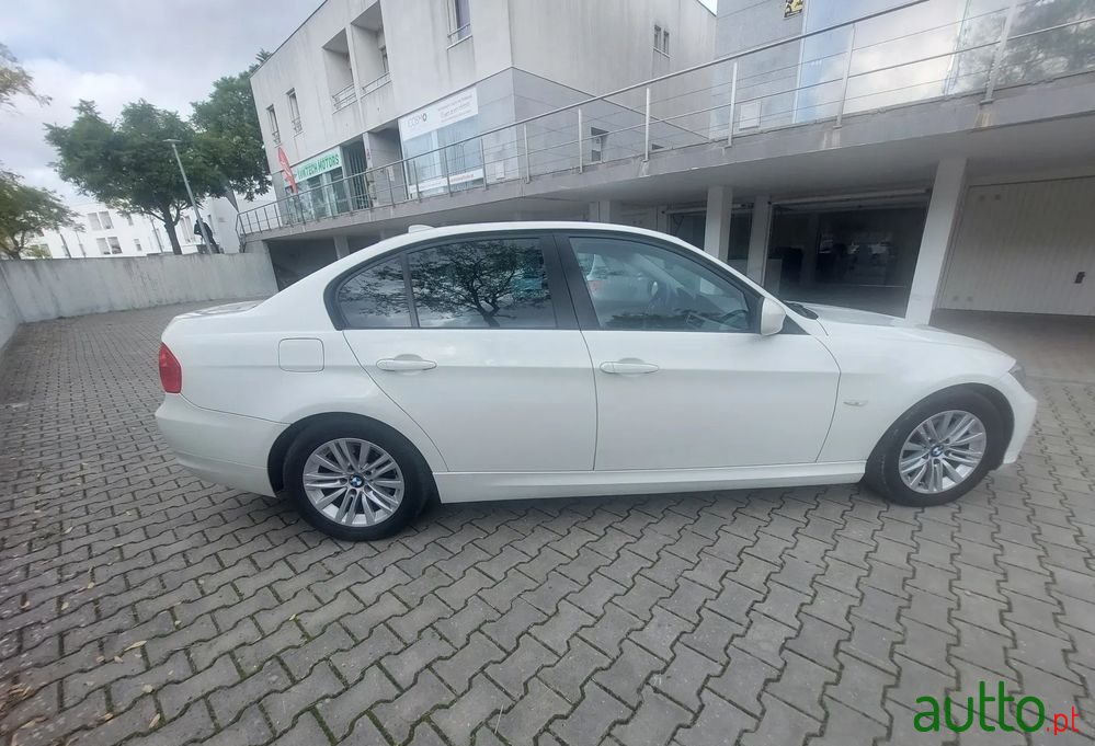 2012' BMW Série 3 photo #2